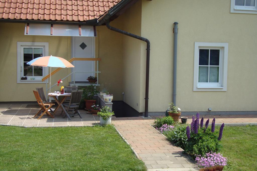 Bed And Breakfast Trnje Pivka Exterior photo
