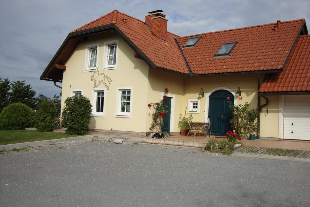 Bed And Breakfast Trnje Pivka Exterior photo