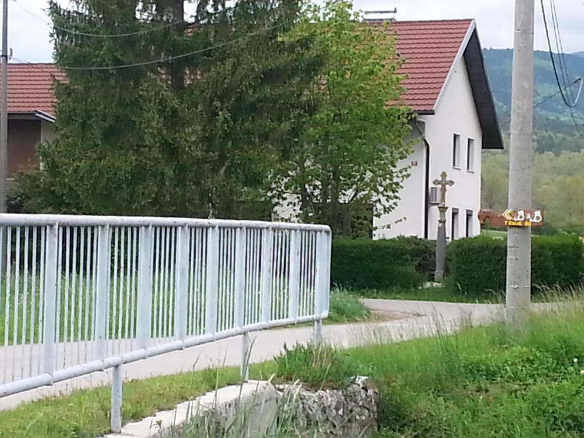 Bed And Breakfast Trnje Pivka Exterior photo